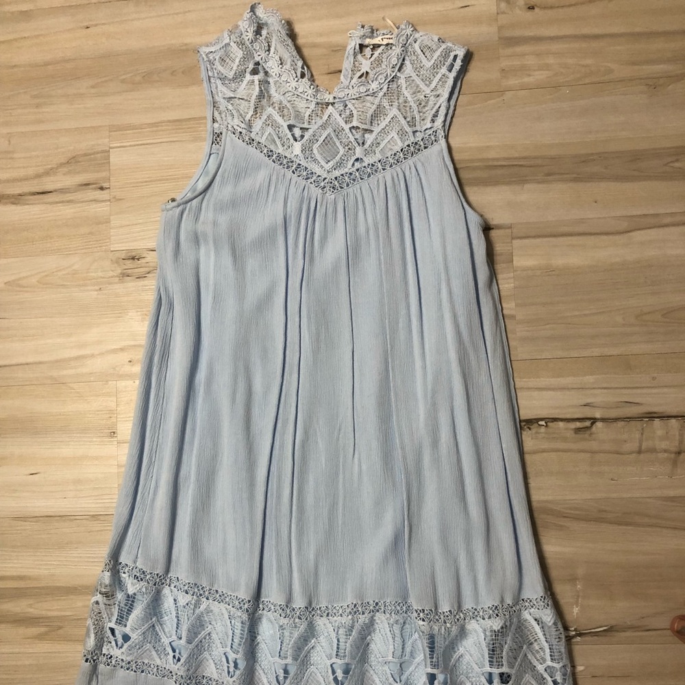 Short sky blue dress